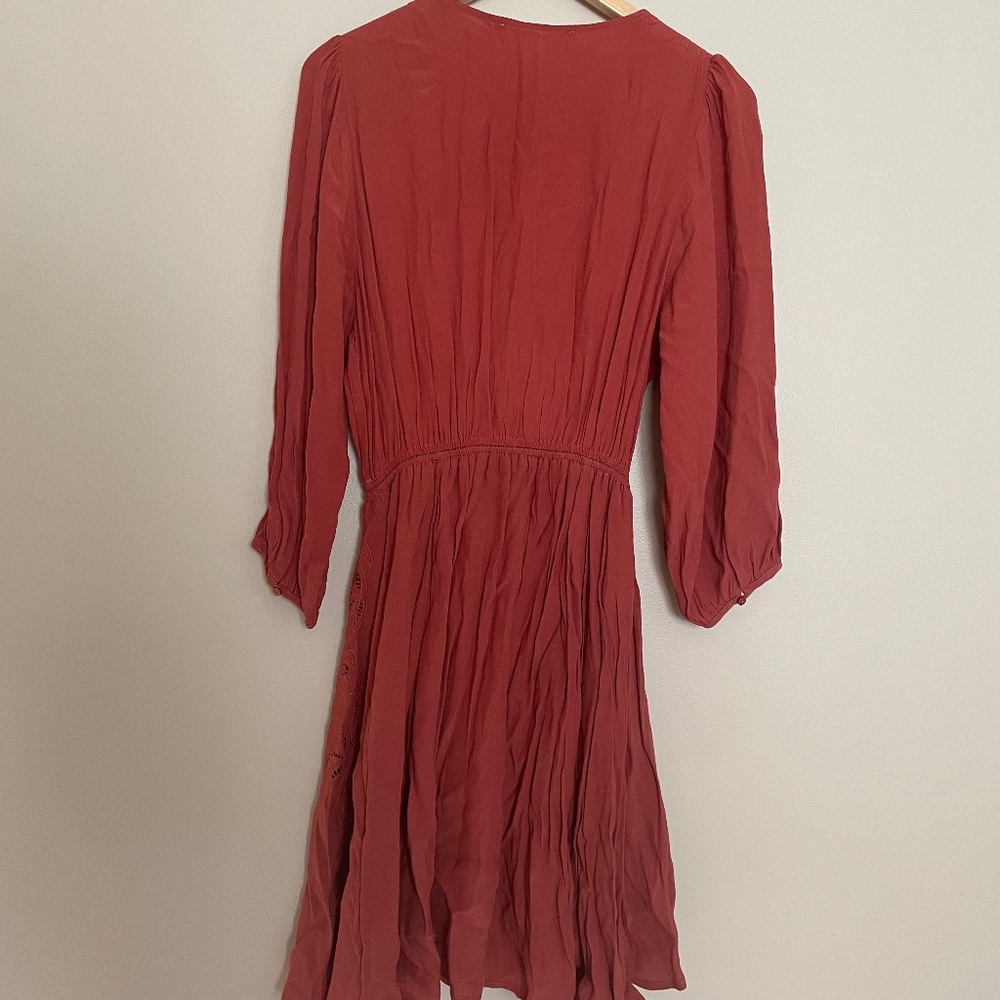 ASTR The Label - Picture 2 of 5